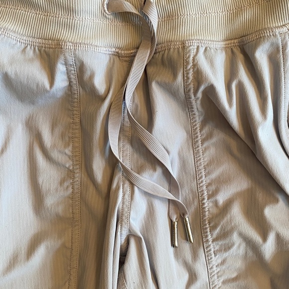 Lululemon Dance Studio Mid-Rise Jogger
Full Length - Picture 6 of 15